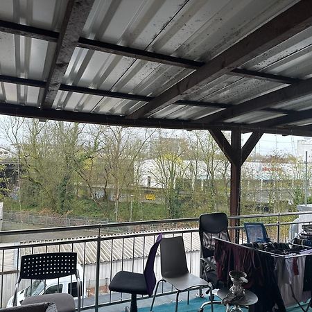 Gießen Schoenes Zimmer In Bahnhofsnaehe In Einer Wohnung Mit Grosser Terrasse מראה חיצוני תמונה
