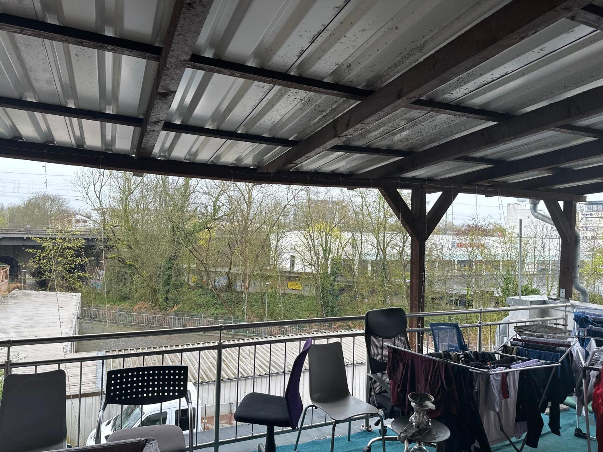 Gießen Schoenes Zimmer In Bahnhofsnaehe In Einer Wohnung Mit Grosser Terrasse מראה חיצוני תמונה