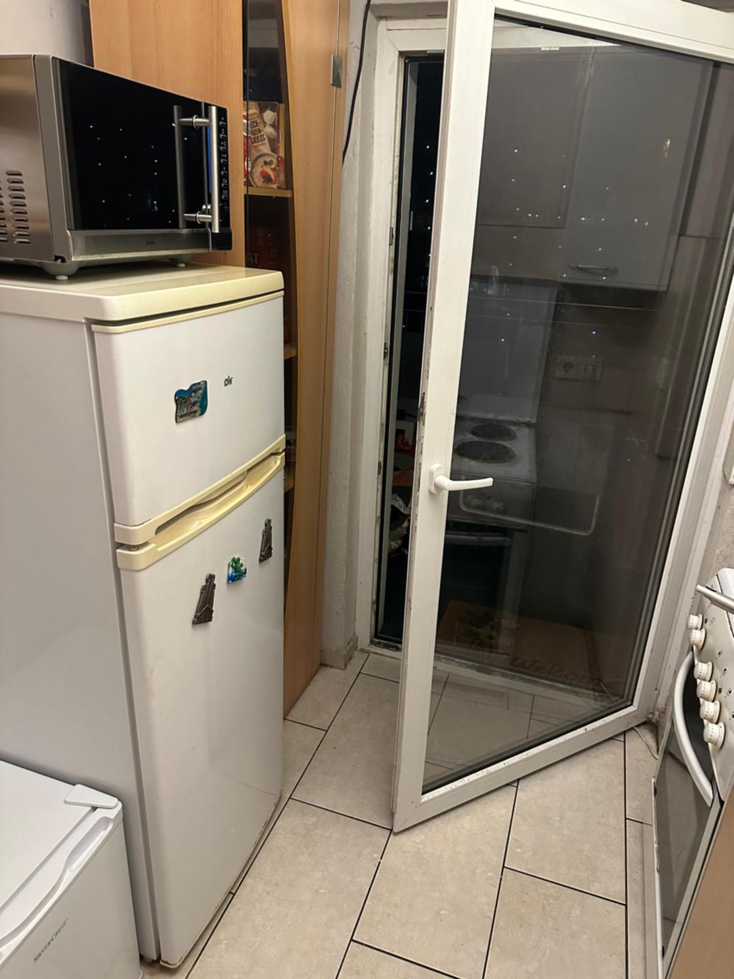 Gießen Schoenes Zimmer In Bahnhofsnaehe In Einer Wohnung Mit Grosser Terrasse מראה חיצוני תמונה